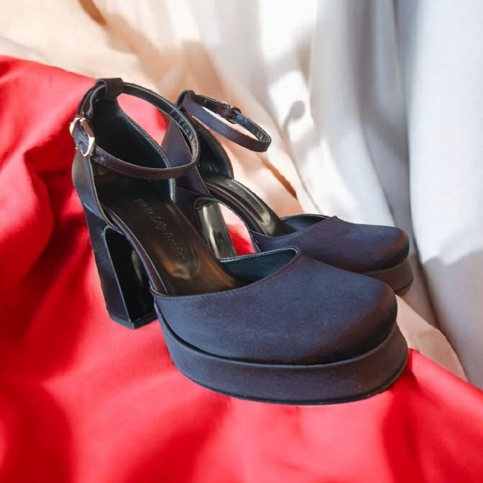 '+9-10 cm Black Satin Block Heel E10B