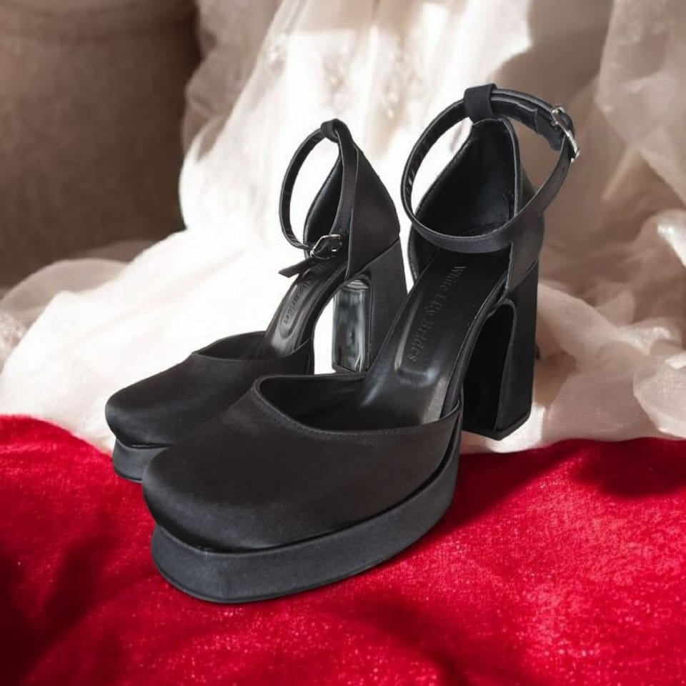 '+9-10 cm Black Satin Block Heel E10B