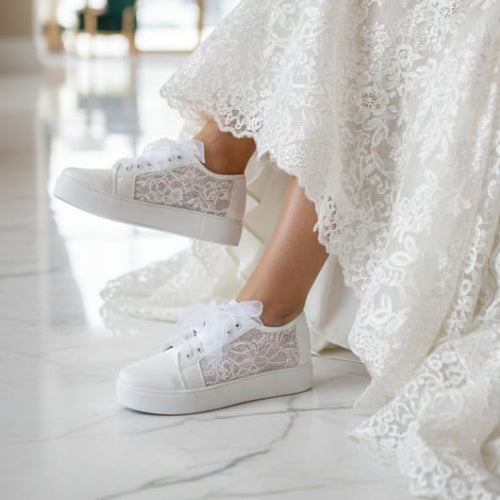 White lace-up bridal shoes 3cm
